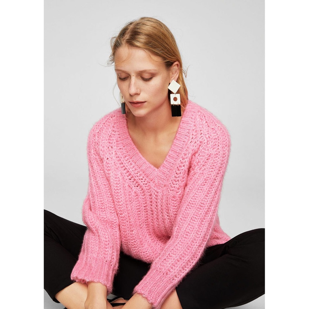 NWOT NEVER WORN Mango Pink Sweater